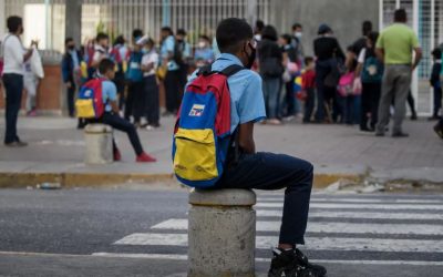 Se cumple otra exigencia del gremio docente: las clases comenzarán en octubre
