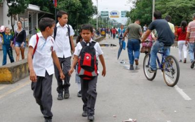 Programa Mundial de Alimentos da comida a más de 9.000 niños venezolanos