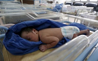 La maternidad cambia la vida de las adolescentes