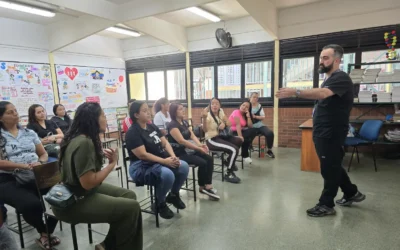 Niños y niñas enfrentan carencias emocionales por estrés y desgaste de sus padres ante la crisis