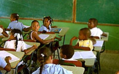 30 años de retraso tiene el currículo de bachillerato en Venezuela