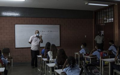 Escuchar y atender las necesidades de los niños, niñas y adolescentes puede ayudar a prevenir el suicidio