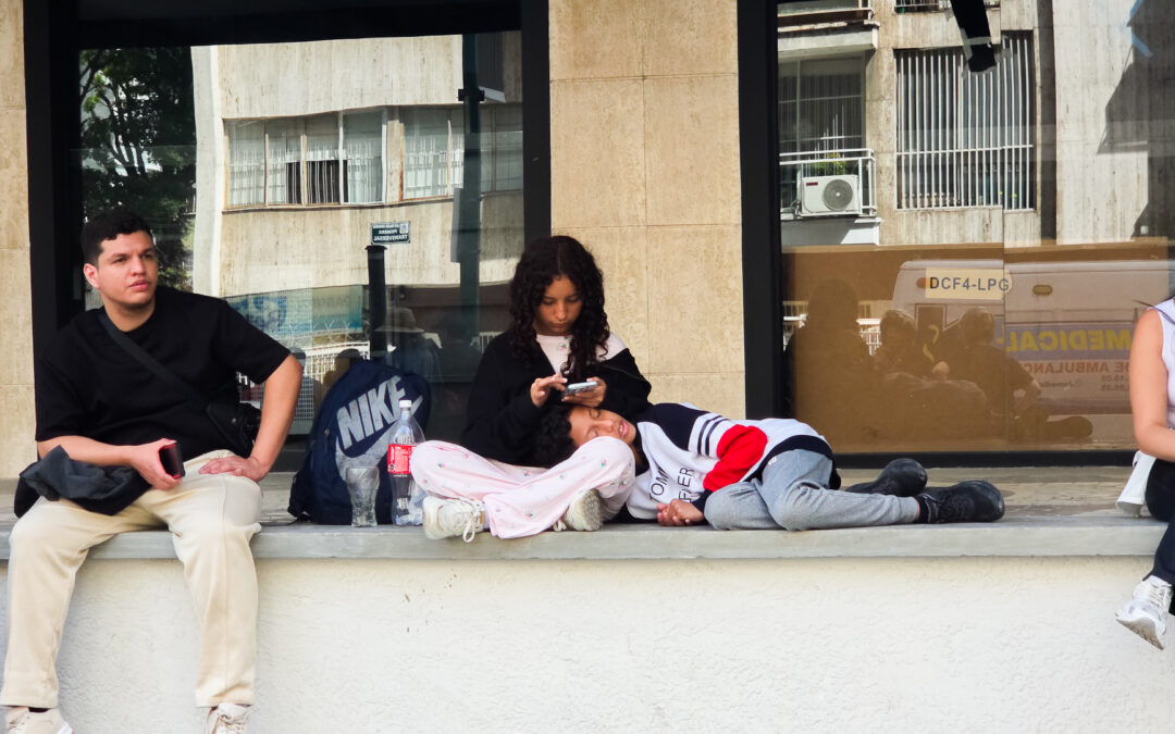 Piden reforzar controles para evitar desapariciones de niños sobrevivientes de los terremotos en Venezuela
