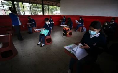 Unicef defendió que las escuelas permanezcan abiertas a pesar de la ola de contagios por Ómicron