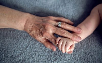 La abuela materna tiene una gran importancia para la vida de un niño