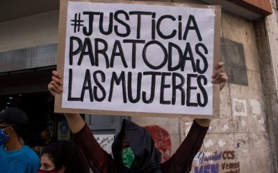 Violencia de género en el noviazgo comienza con el control de vestimenta o círculo social