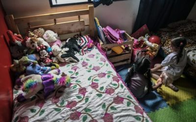 El calvario de los niños venezolanos en Colombia: sin casa ni escuela