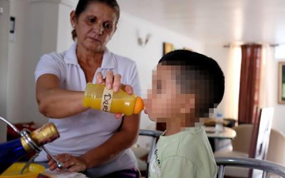 840 mil niños dejados atrás