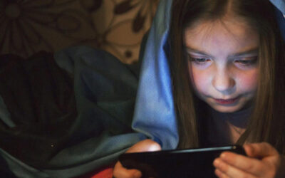 Comportamientos habituales en niños y jóvenes adictos a las pantallas