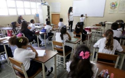 Maduro anunció el regreso a clases a partir del 25 de octubre
